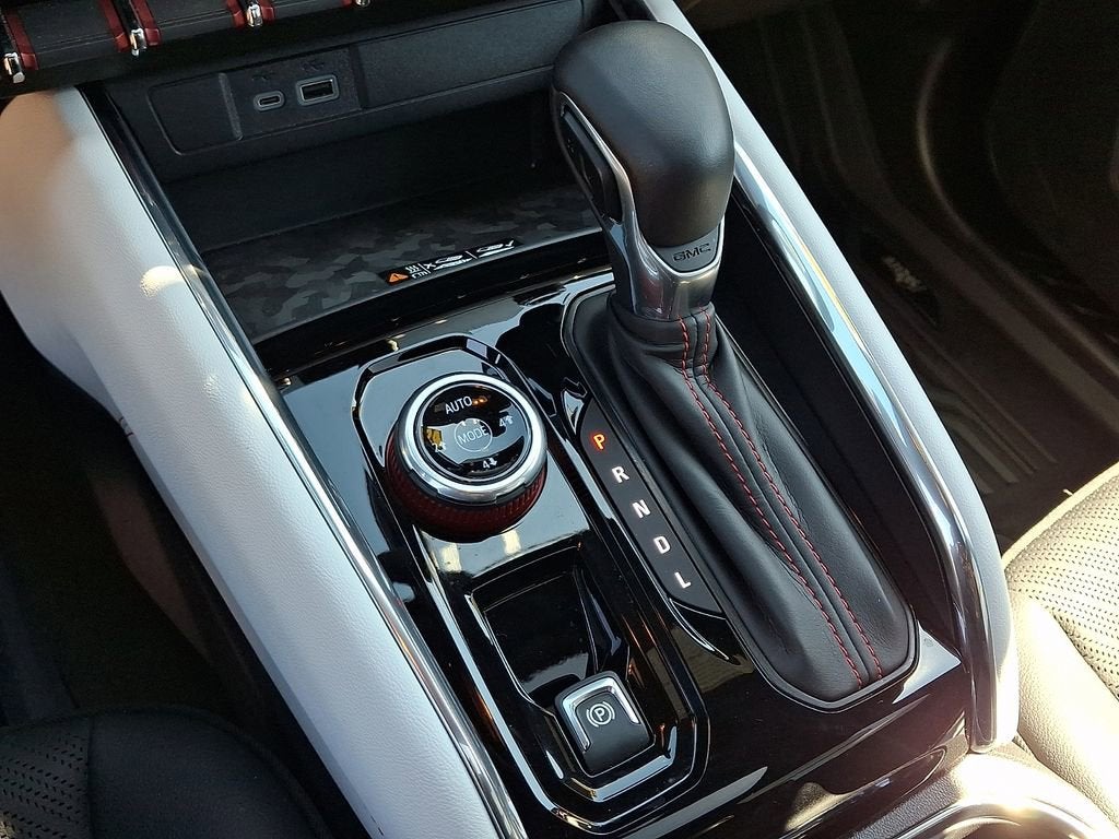 2024 GMC Canyon AT4X