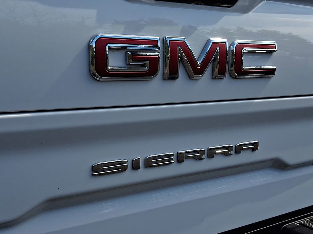 2022 GMC Sierra 1500 AT4