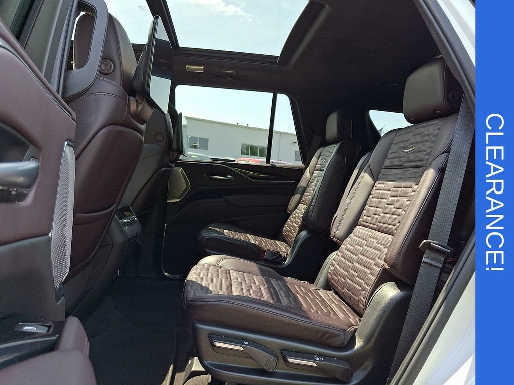 2023 Cadillac Escalade Sport Platinum
