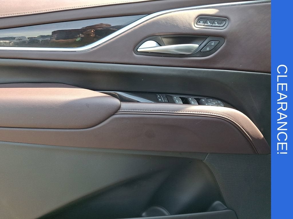 2023 Cadillac Escalade Sport Platinum