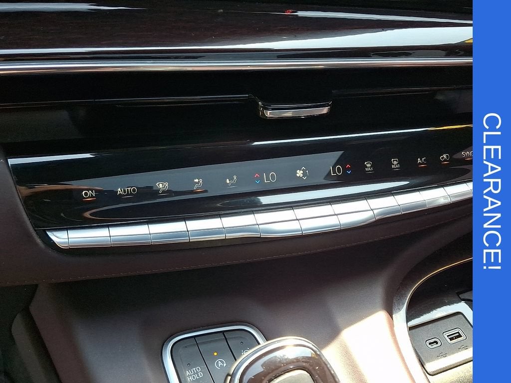 2023 Cadillac Escalade Sport Platinum