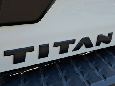 2021 Nissan TITAN Crew Cab PRO-4X 4x4