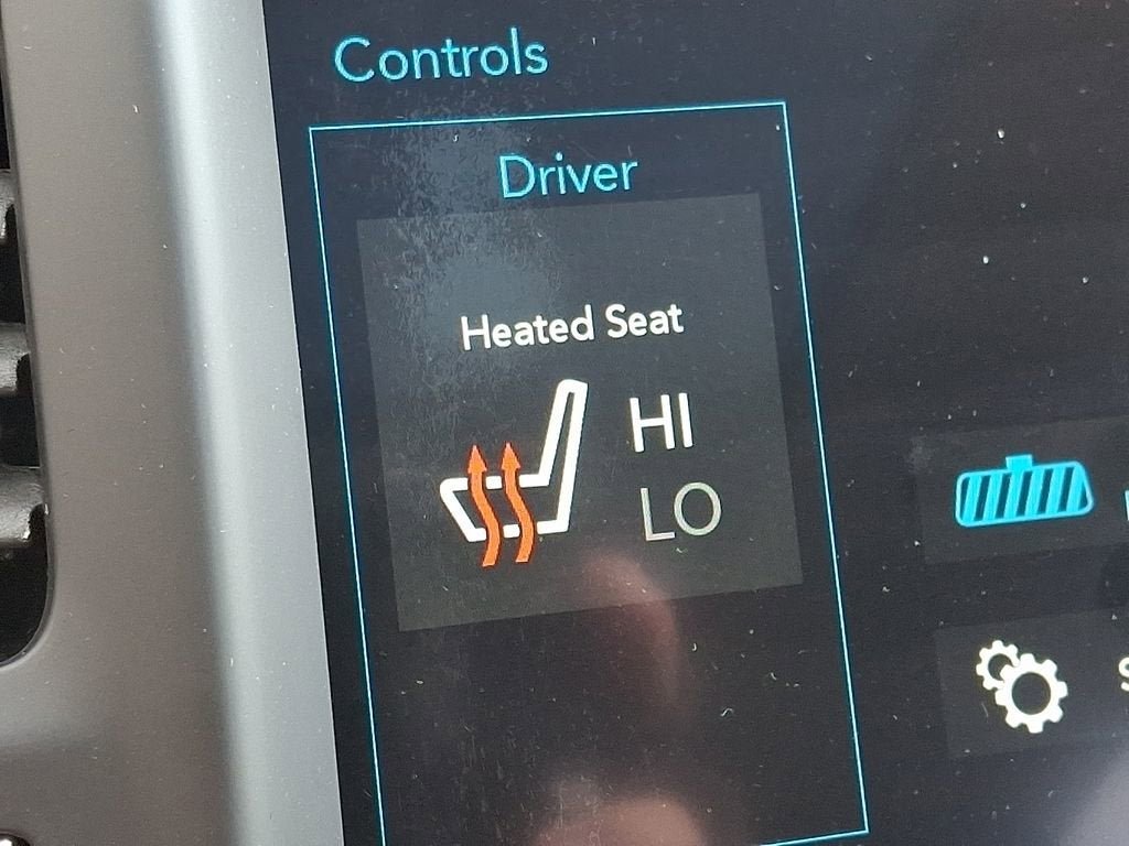 2022 Chrysler 300 Touring L