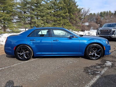 2022 Chrysler 300 Touring L