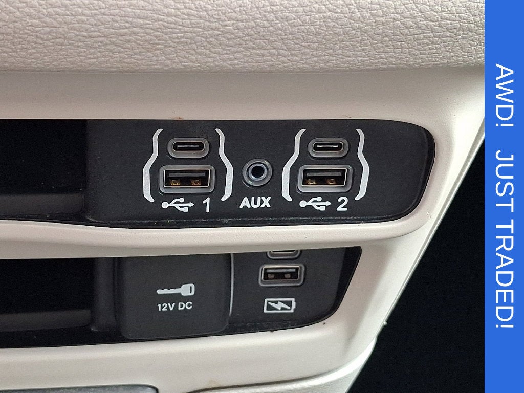 2022 Chrysler Pacifica Touring L - Photo 26