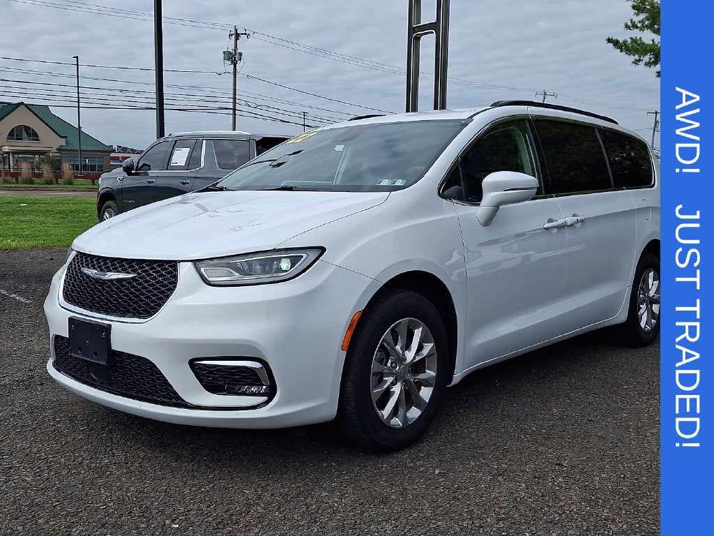 2022 Chrysler Pacifica Touring L AWD