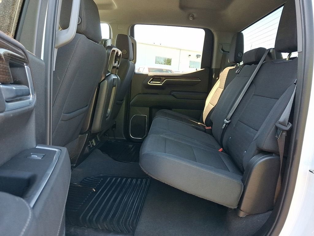 2022 Chevrolet Silverado 1500 LT (2FL)