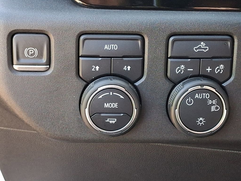 2022 Chevrolet Silverado 1500 LT (2FL)