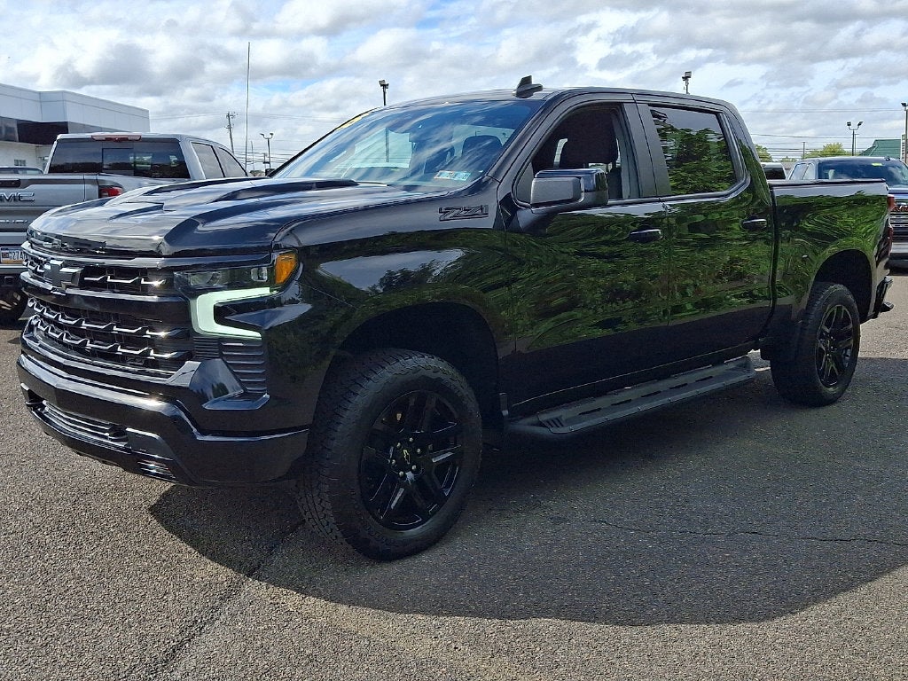 2025 Chevrolet Silverado 1500 LT Trail Boss - Photo 3
