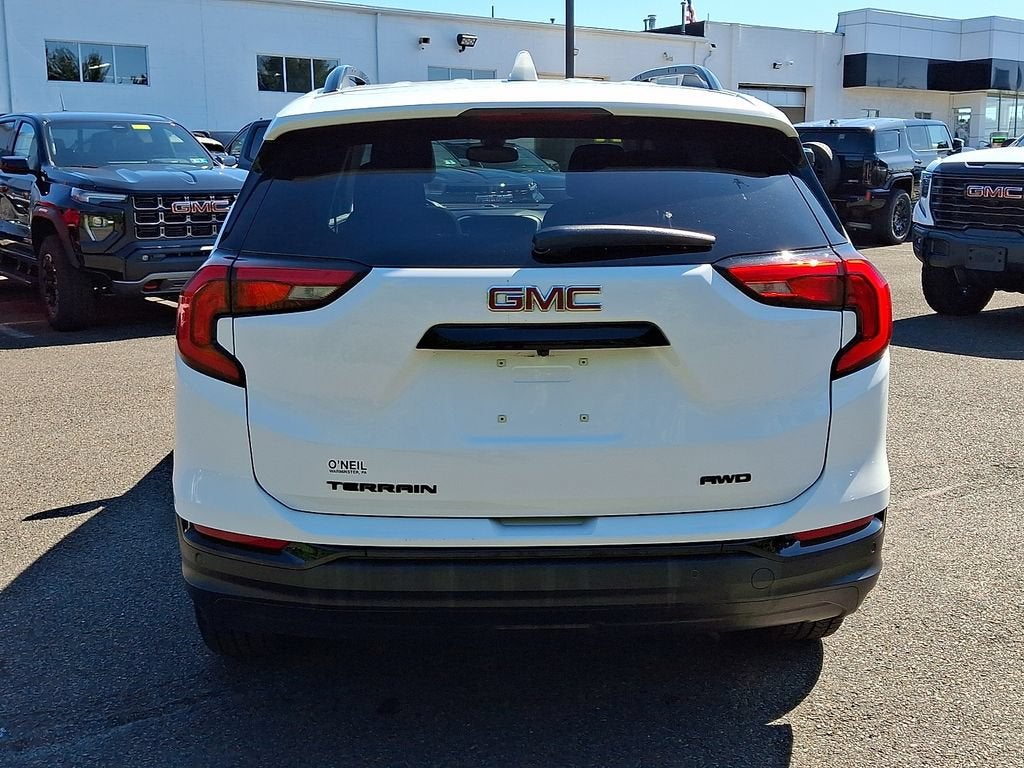 2021 GMC Terrain SLE