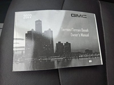 2022 GMC Terrain SLT