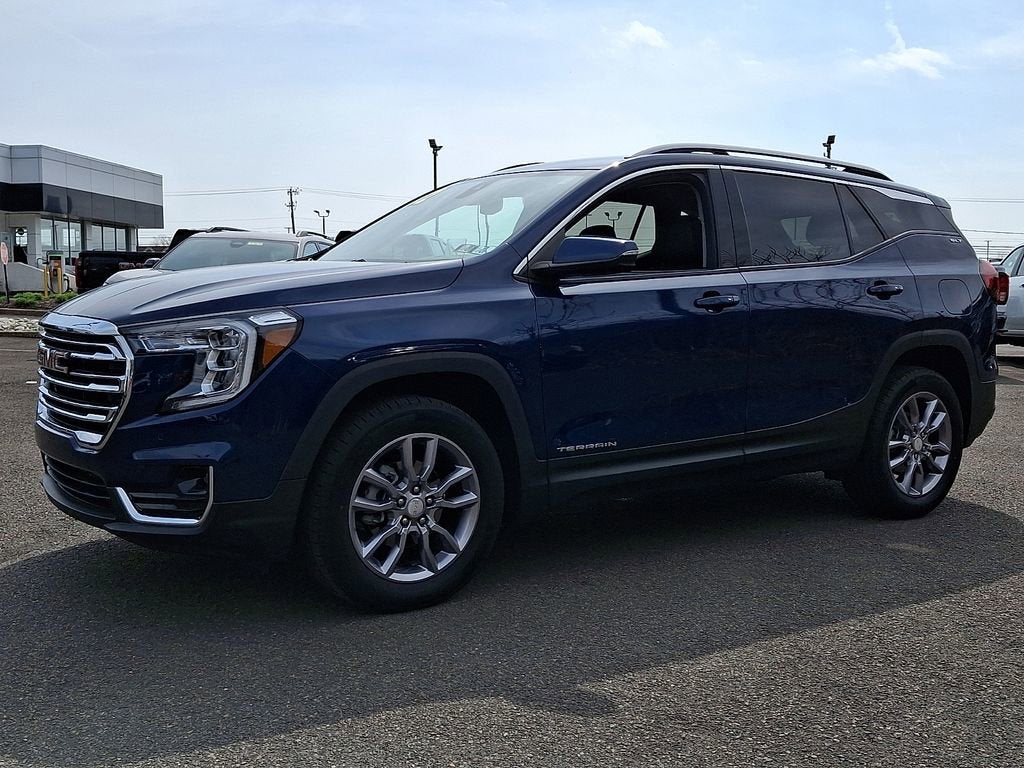 2022 GMC Terrain SLT