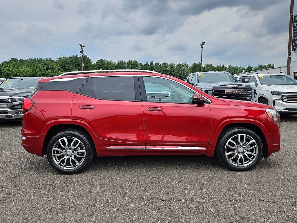 2023 GMC Terrain Denali