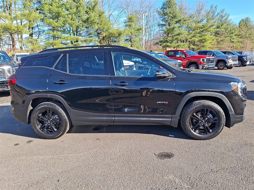 2022 GMC Terrain AT4