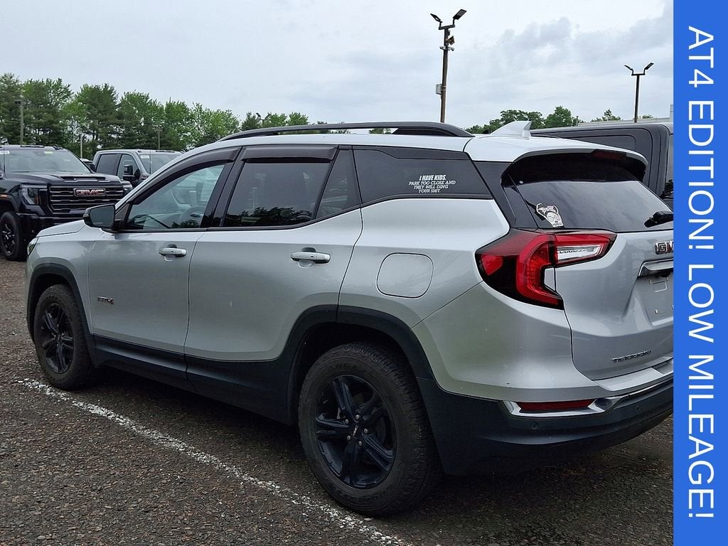 2022 GMC Terrain AT4