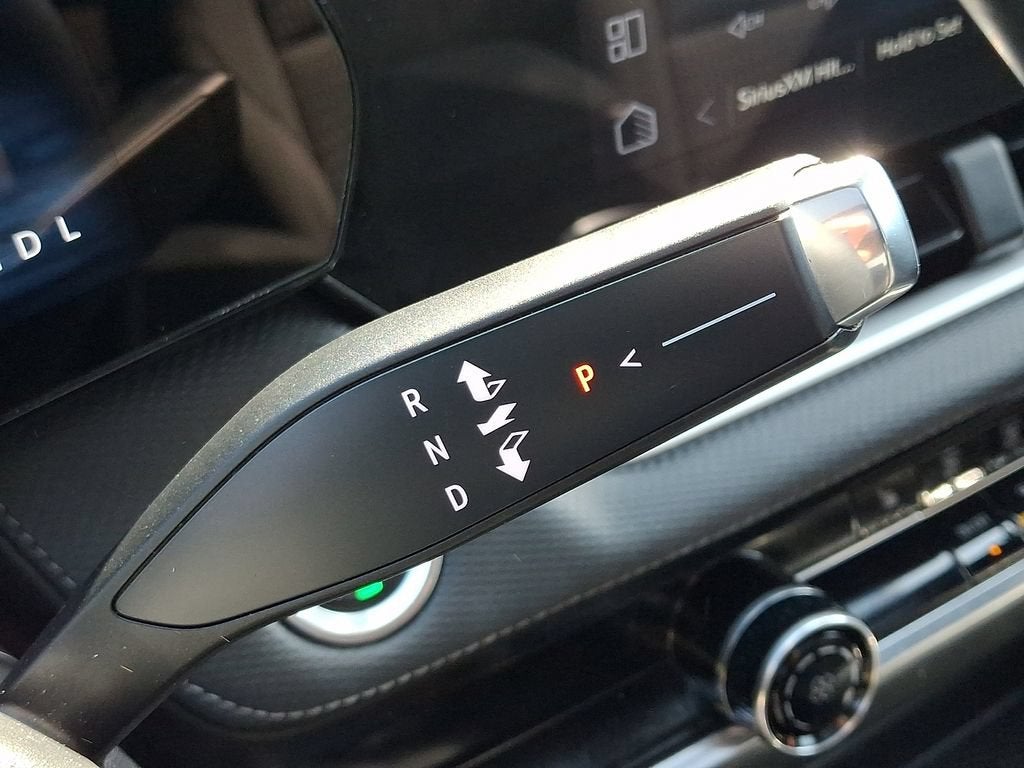 2025 Chevrolet Equinox LT - Photo 15