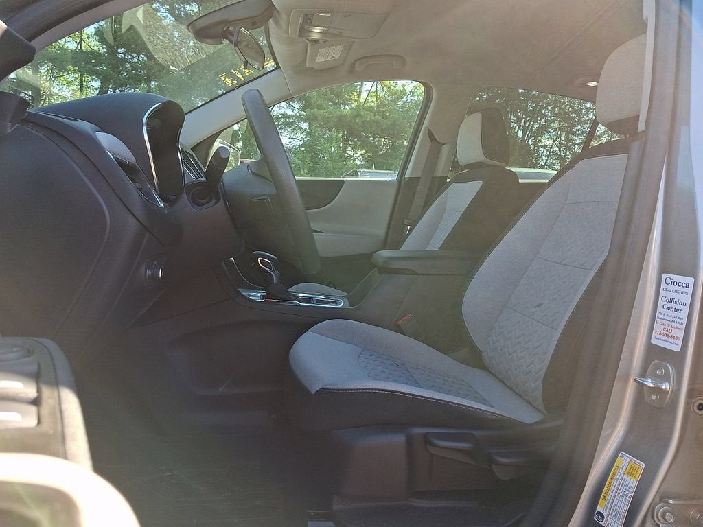 2023 Chevrolet Equinox LS