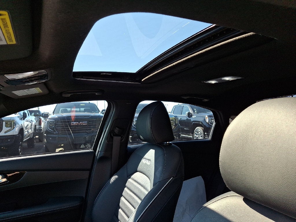2024 Kia Forte GT-Line - Photo 14