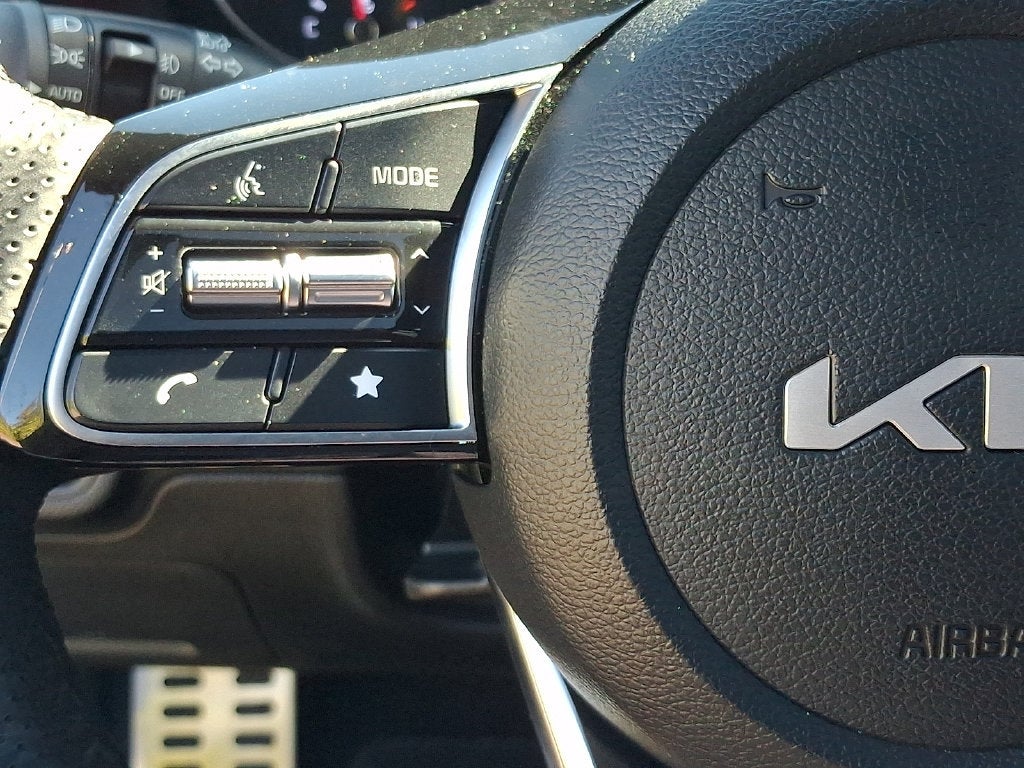 2024 Kia Forte GT-Line - Photo 21