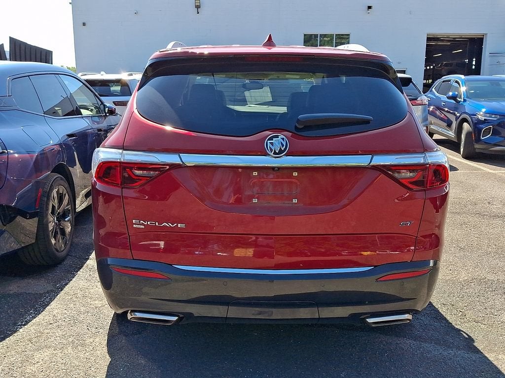 2023 Buick Enclave Essence