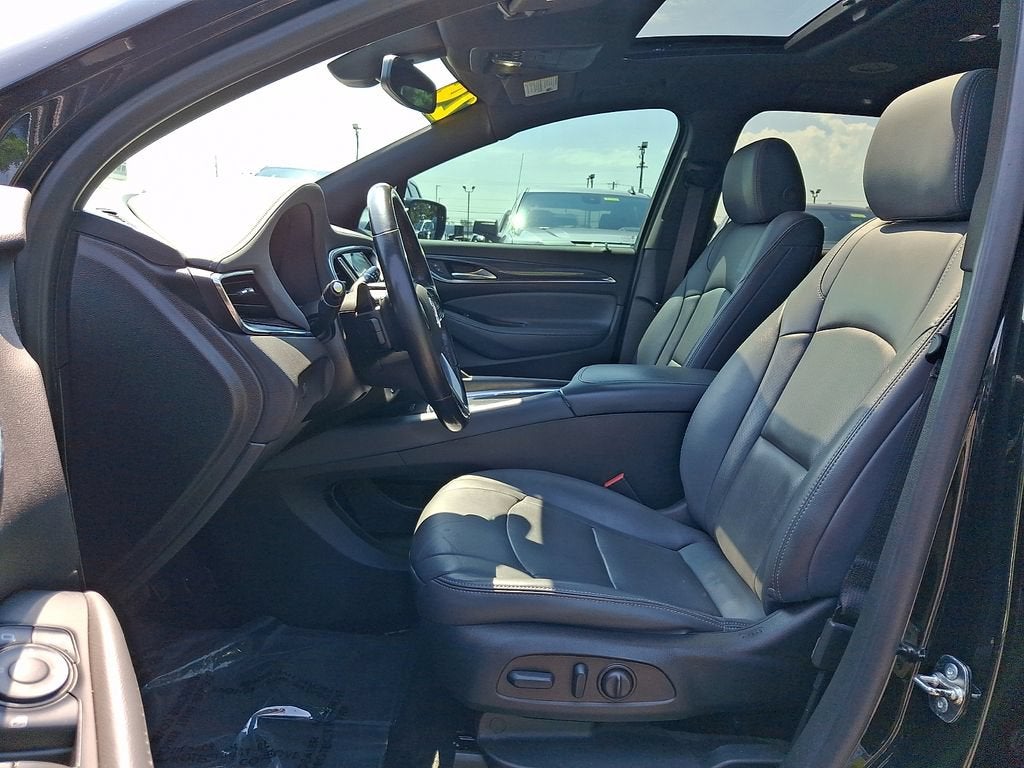 2024 Buick Enclave Essence