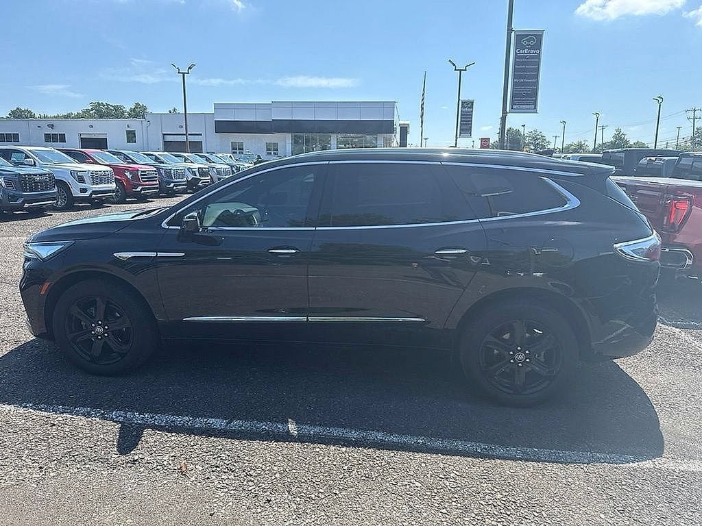 2024 Buick Enclave Essence