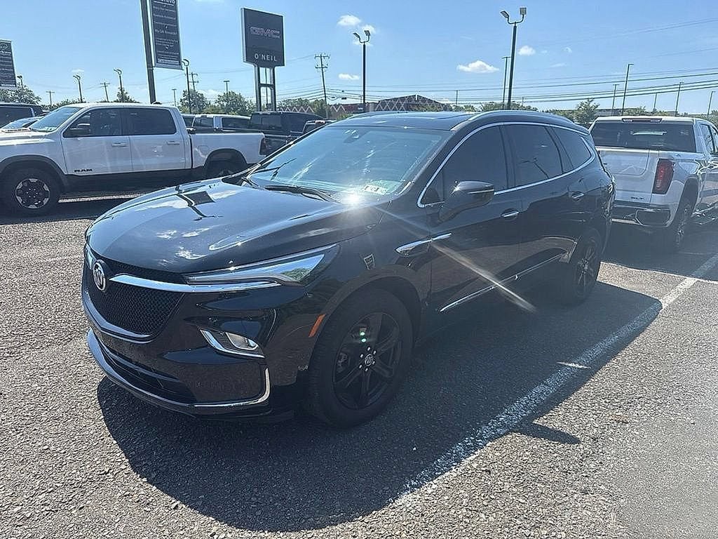 2024 Buick Enclave Essence