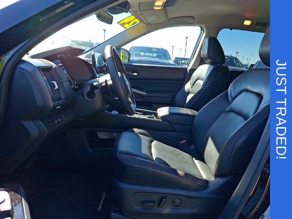 2024 Nissan Pathfinder SL 4WD