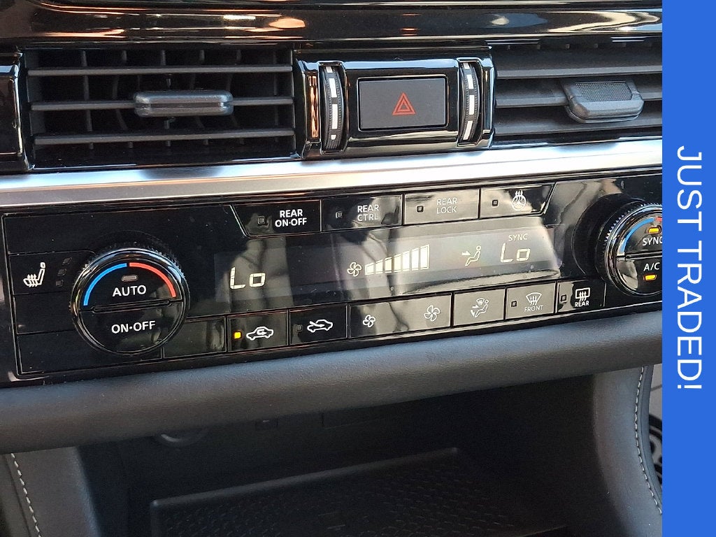 2024 Nissan Pathfinder SL 4WD