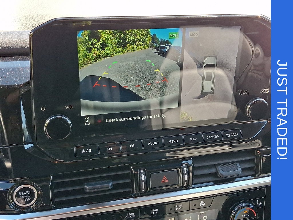 2024 Nissan Pathfinder SL 4WD