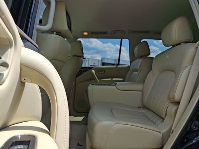 2011 INFINITI QX56 7-passenger