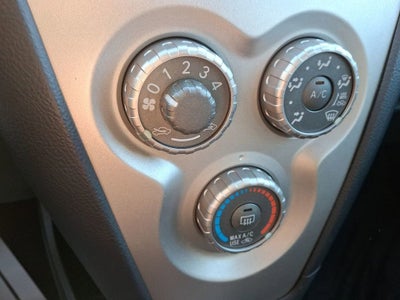 2009 Toyota Yaris NA