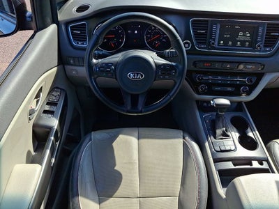 2017 Kia Sedona LX