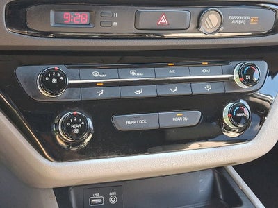2017 Kia Sedona LX