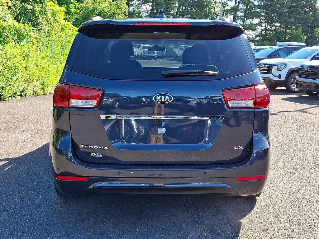 2017 Kia Sedona LX