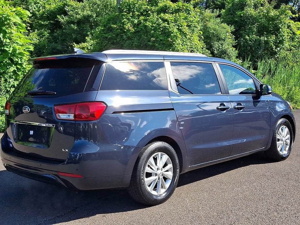 2017 Kia Sedona LX