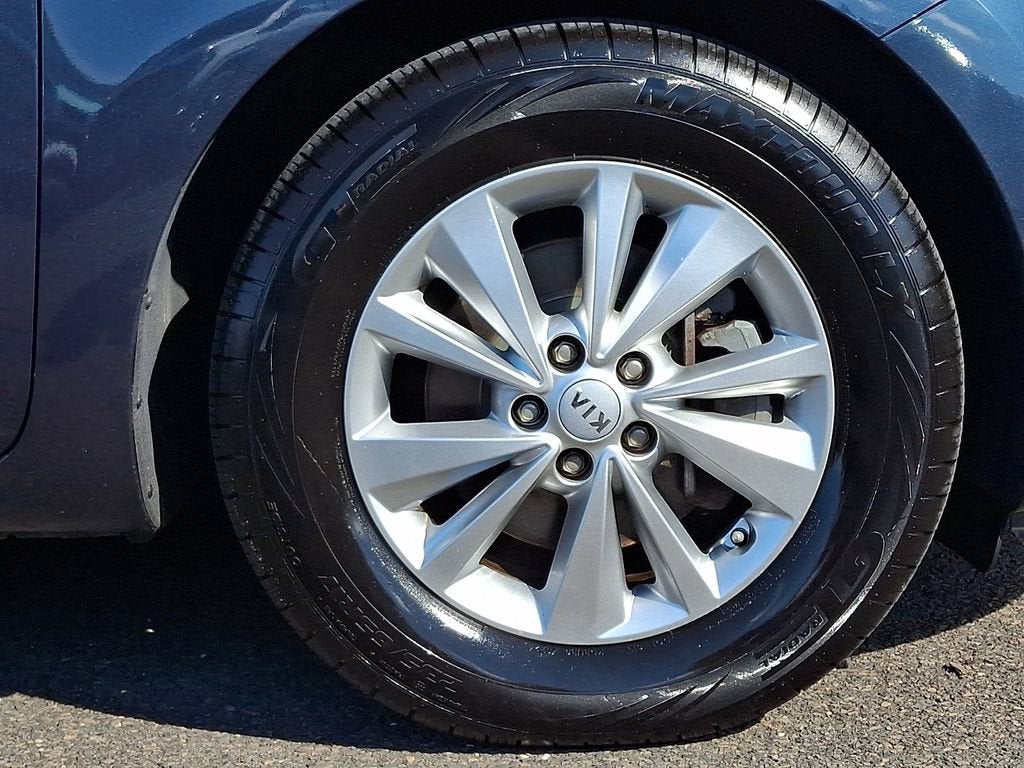 2017 Kia Sedona LX