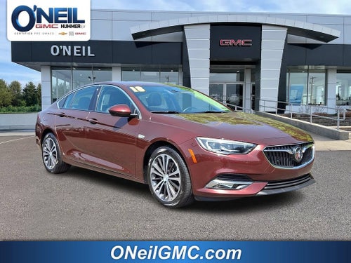 2018 Buick Regal Sportback Essence