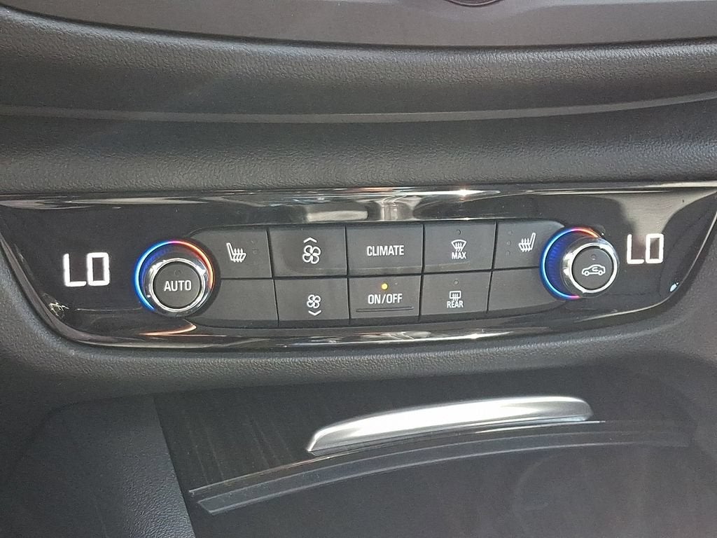 2018 Buick Regal Sportback Essence