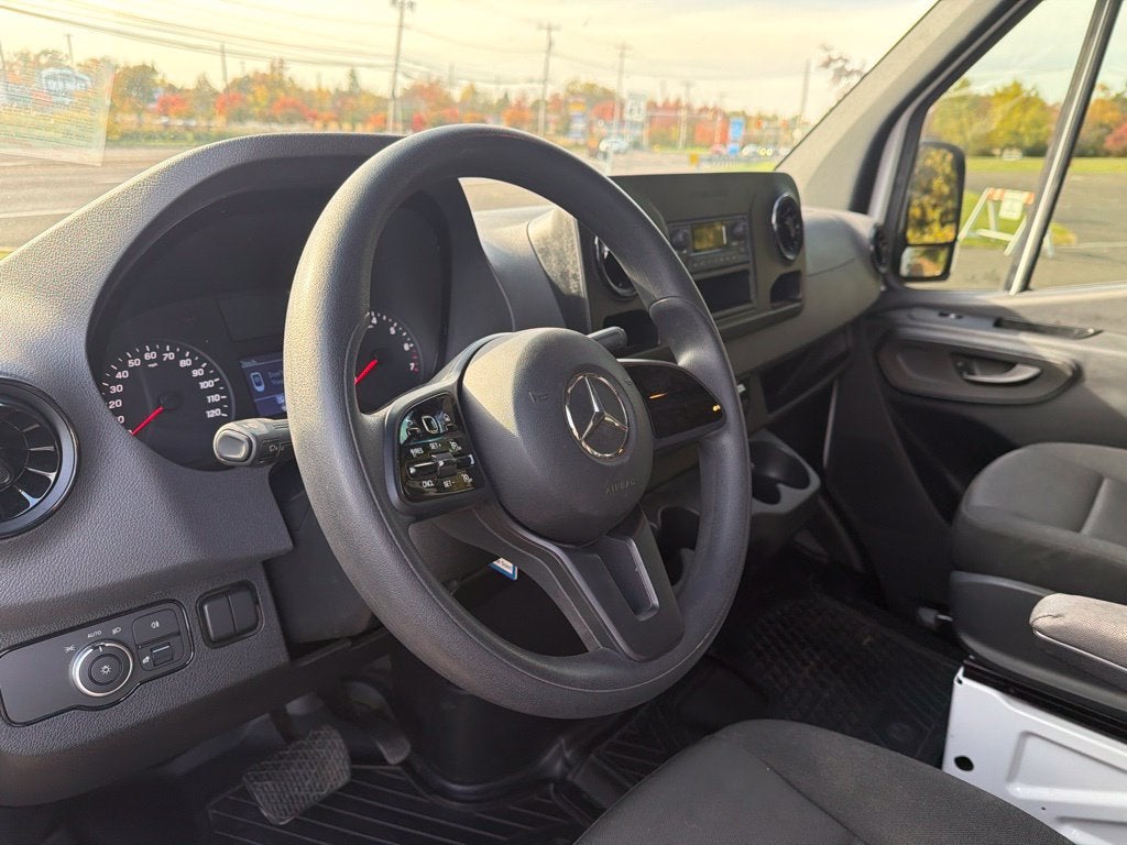 2023 Mercedes-Benz Sprinter Cargo Van Base