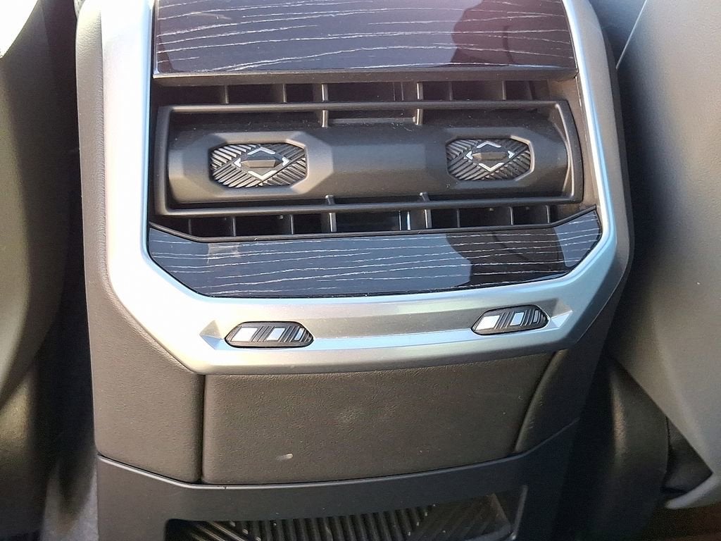 2025 BMW 7 Series 740i xDrive