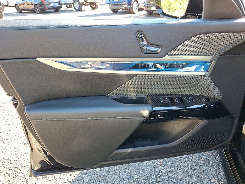 2025 BMW 7 Series 740i xDrive