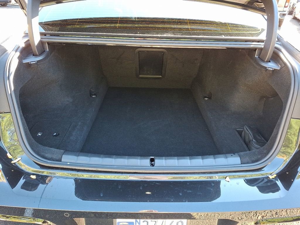 2025 BMW 7 Series 740i xDrive