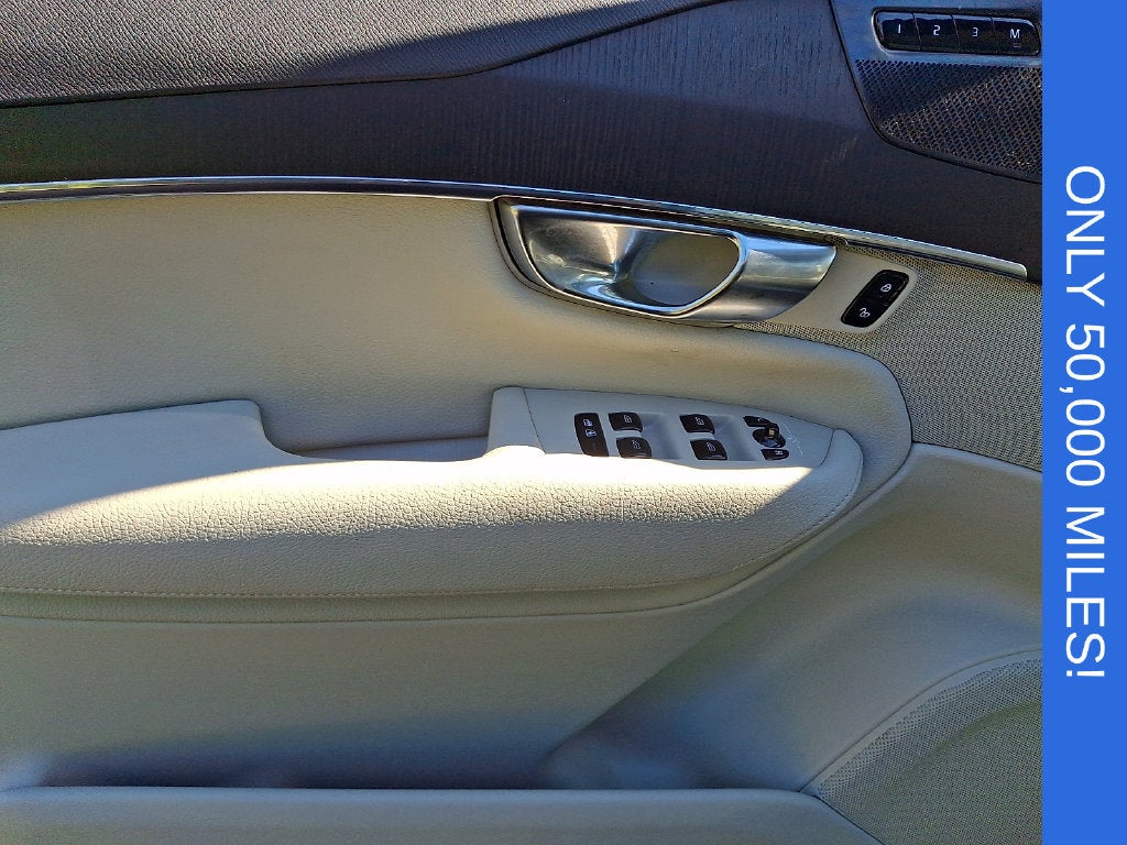 2020 Volvo XC90 Momentum - Photo 12