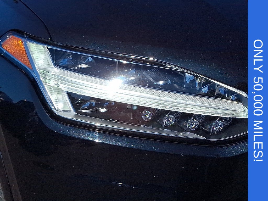2020 Volvo XC90 T6 Momentum 7 Passenger