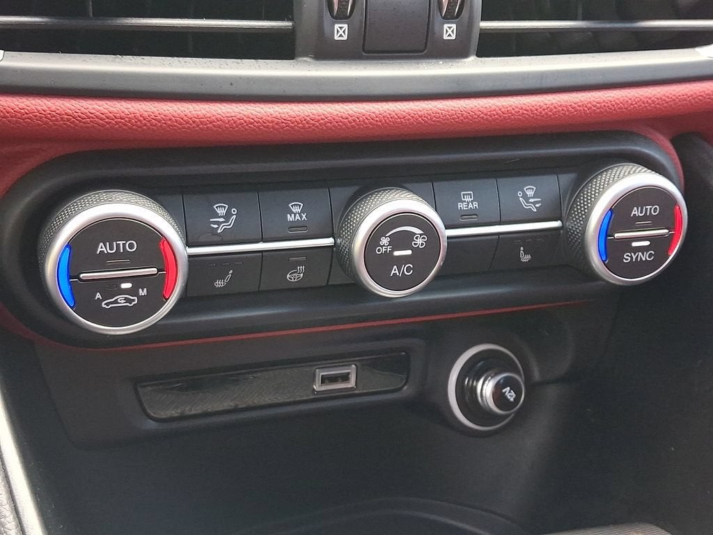 2021 Alfa Romeo Giulia Ti Sport RWD
