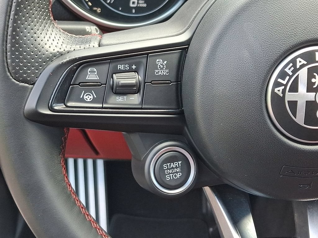 2021 Alfa Romeo Giulia Ti Sport RWD