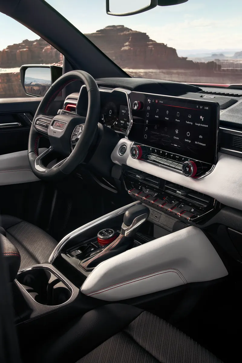 2026 GMC Canyon infotainment system at O'Neil GMC in Warminster PA